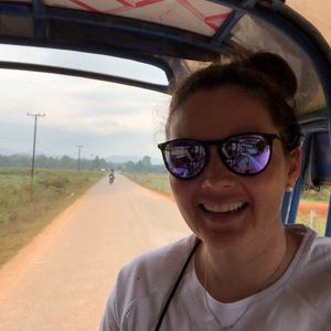 Meet your Posher, Lucy